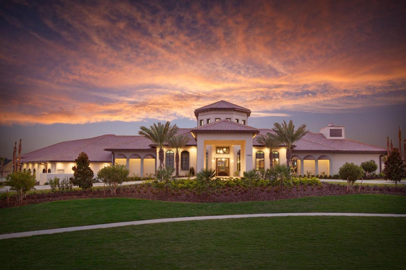 Luxury 18 Minutes Away From Disney! * Kissimmee
