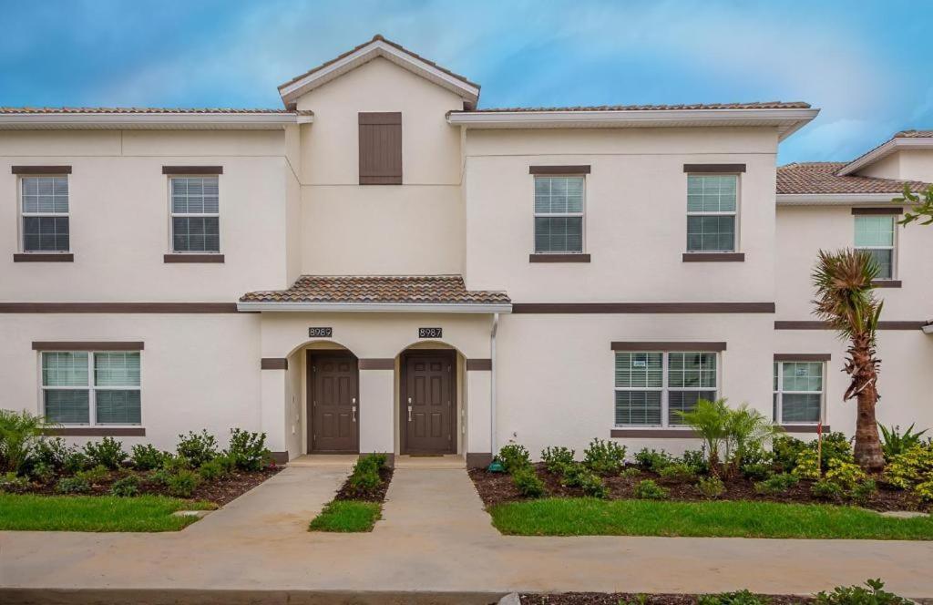 Luxury 18 Minutes Away From Disney! *