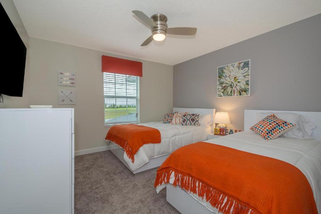 Luxury 18 Minutes Away From Disney! Holiday home Kissimmee