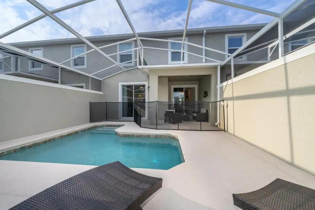 Luxury 18 Minutes Away From Disney! Holiday home
